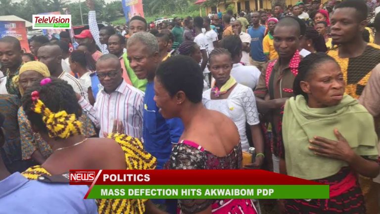 MASS DEFECTION HITS AKWA IBOM PDP
