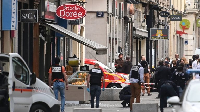 French police begins manhunt after Lyon bombing