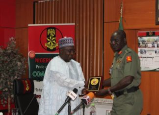 NIPR President with the Chief of Army Staff