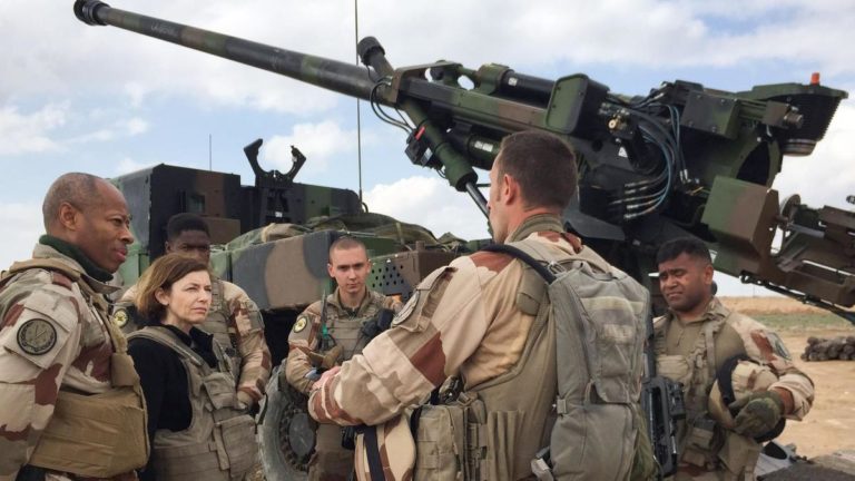 Heavy fighting as Turkish troops advance into nortern Syria