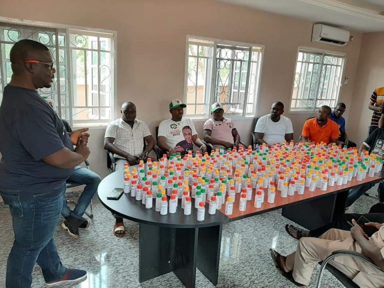 COVID-19: Ex-Otukpo Council Boss Distributes Hand Sanitizers, Urges Social Distancing