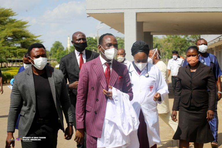 Walking the Talk: Again, Dunamis Pastor, Dr. Paul Enenche, wife storm University of Abuja Teaching Hospital, donate food items, drugs