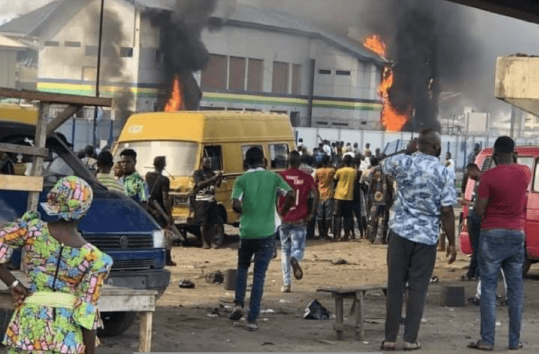 #EndSARS:  Hoodlums carted away 100 AK-47 rifles in Lagos police stations — Force committee