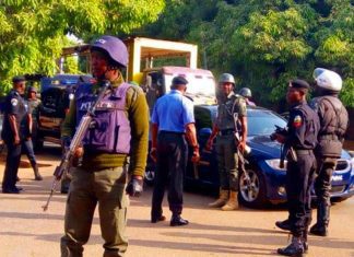 In Ondo, police prevent a robbery attempt on a bullion truck.