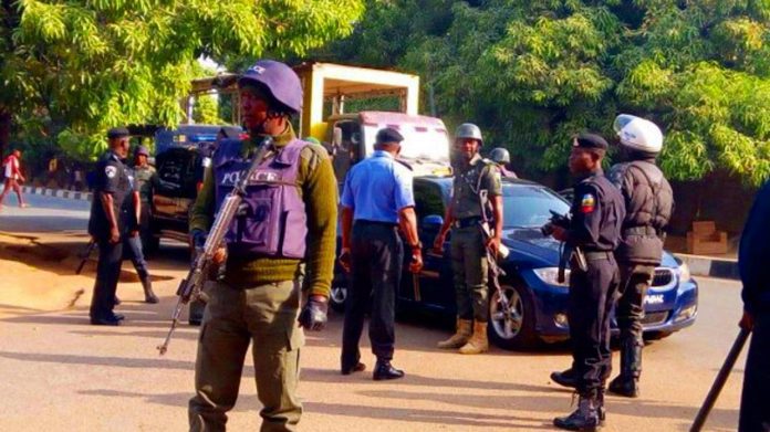 In Ondo, police prevent a robbery attempt on a bullion truck.