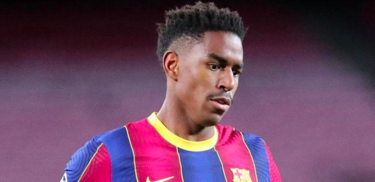 Leeds sign Junior Firpo from Barcelona