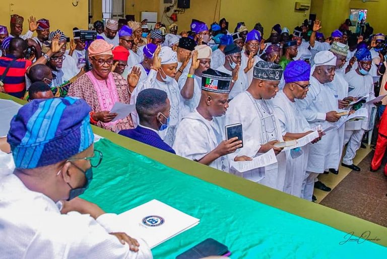 Oyetola swears in caretaker committees for 69 LGs, LCDAs, area councils  