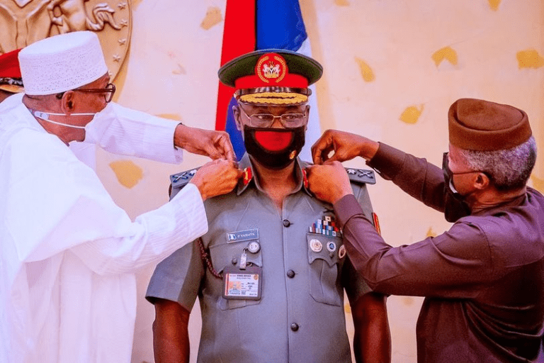 President Muhammadu Buhari Decorates  Army Chief With New Rank of Lieutenant General