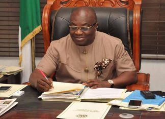 Gov. Ikpeazu signs Abia Diaspora Bill into law