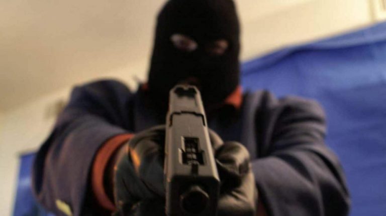 Bandits attack Niger’s community, rob shops