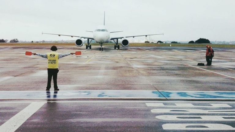 Air Traffic Controllers Suspend Protest Over Colleague’s Death