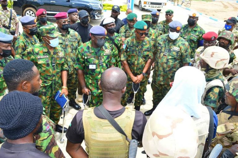 Army will train 21, 885 people in 2022