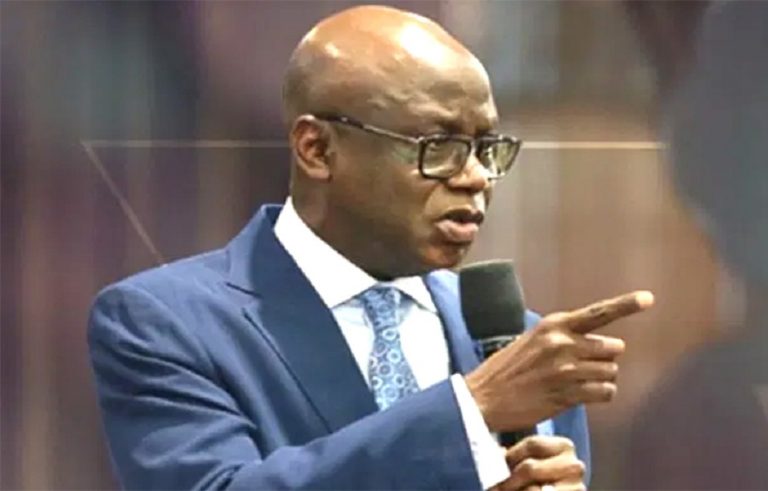 2023: It’s Disgraceful That Old Bullion Van Politicians Refuse To Leave The Stage For Youths— Bakare, Pastor