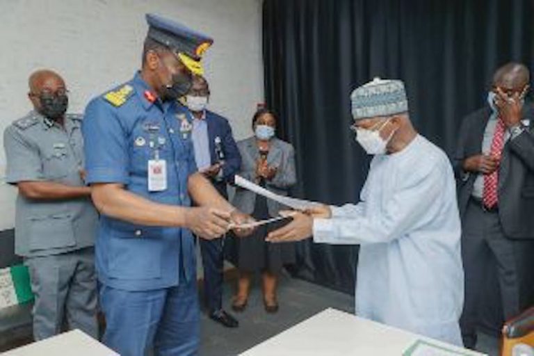 NAF, Customs Work Together To Stop Banditry, Strengthen Border Security
