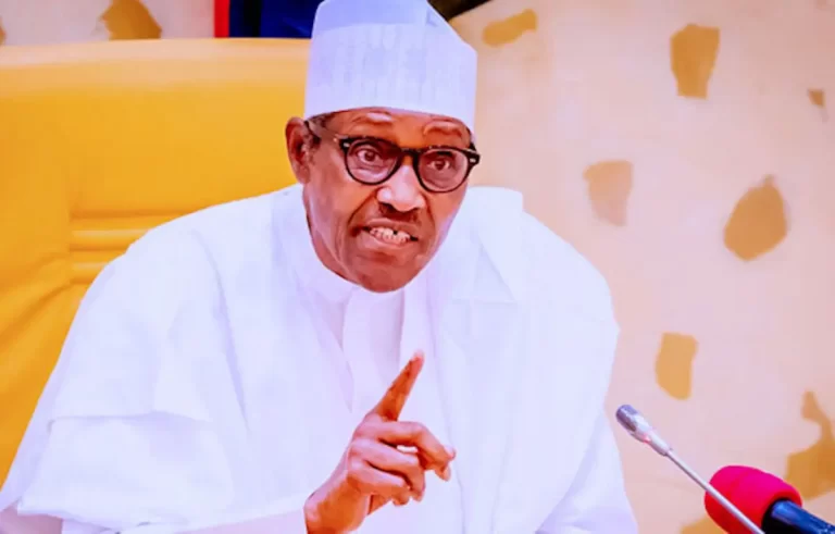 Buhari issues warning to APC leaders, as Nigeria’s ruling party splits