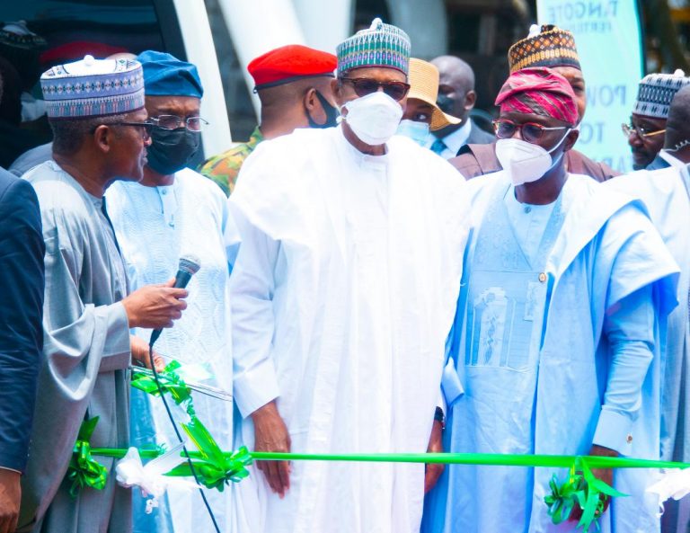 With Dangote’s $2.5 Billion Fertilizer Plant, Nigeria Will Experience  Agricultural Boom – Buhari.