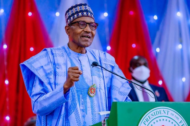 Stop backstabbing your colleague, Buhari warns APC Governors