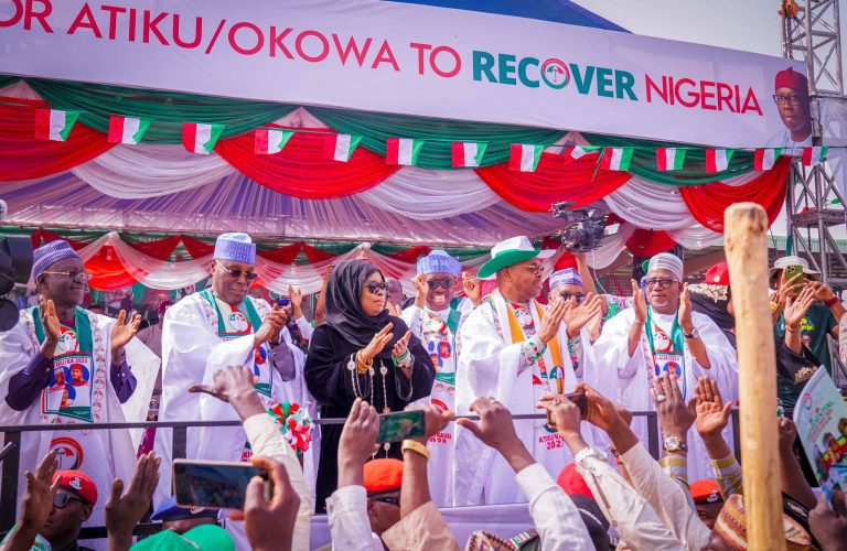 Bala Mohammed attends Bauchi PDP Presidential rally