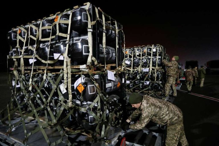 US sets up $400 million arms package for Ukraine