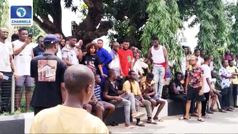 Delta Youths Storm Police Headquarters, Say Man Killed Over N100 Bribe