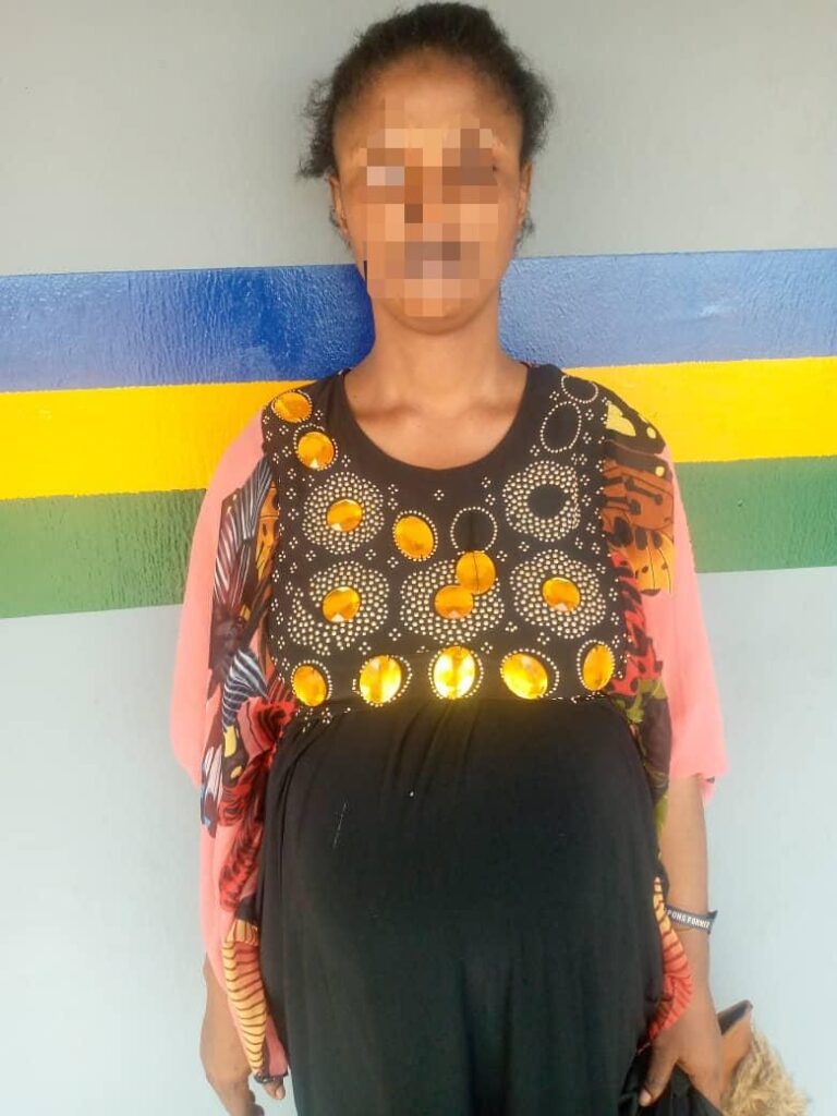 Lagos pregnant woman stabs housekeeper over bag