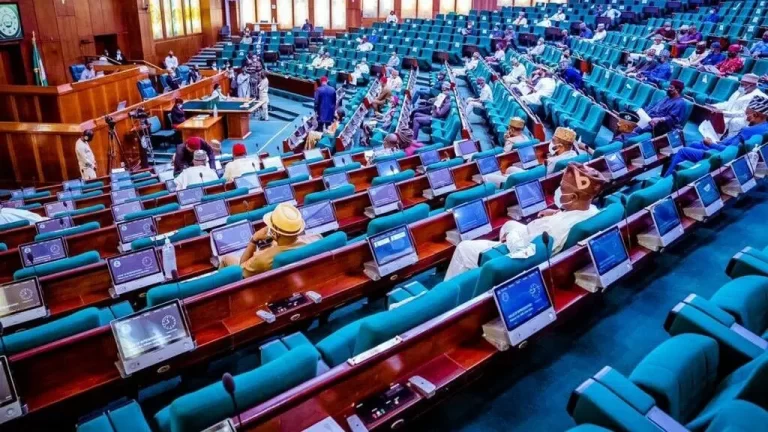 Rep. Committee looking into ecological funds excludes journalists