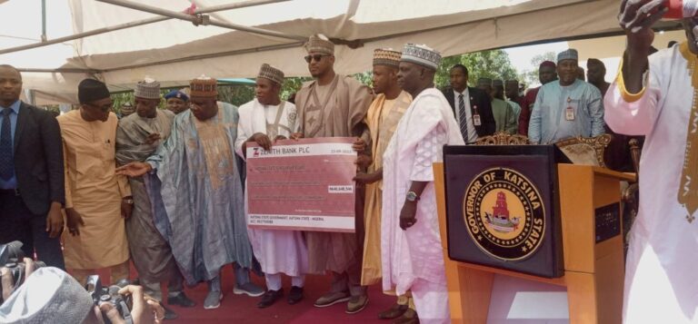 Scholarship: 47,935 students receive N640.6m in outstanding allowances from Katsina government