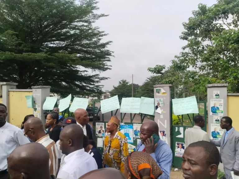 Judiciary workers protest allege seizure of wardrobe allowance