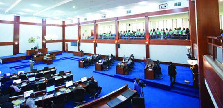 Breaking: 27 Rivers PDP lawmakers defect to the APC