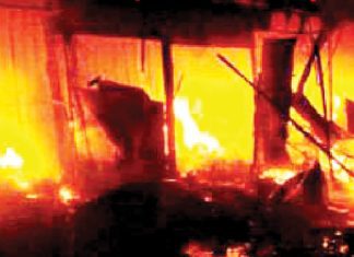 10 shops razed in Abuja market fire