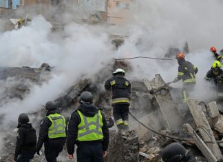 10 wounded in fresh Russian missile attack on Kyiv