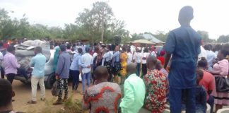 Ekiti poly students, staff protest bad road