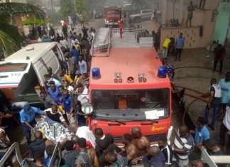 Lady rescued as fire guts Lagos supermarket