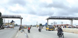 Lagos arrests hoodlums collecting levy on pedestrian bridge