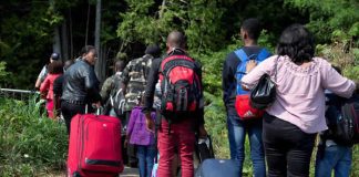 UK mulls plan to pay migrants to move to Rwanda voluntarily