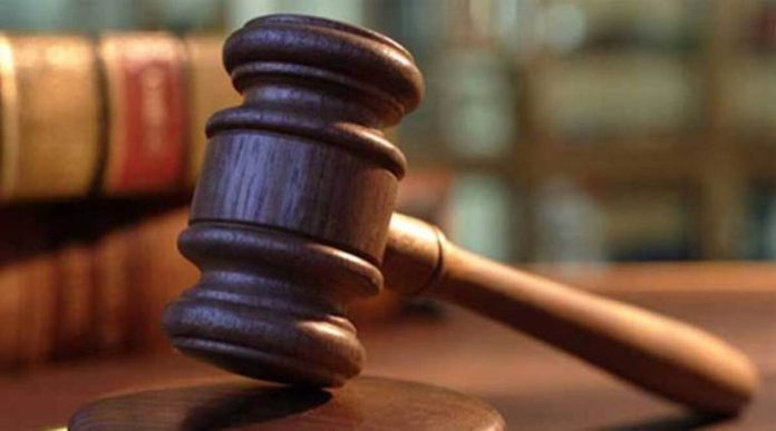 Court sentences police inspector to death for killing phone dealer