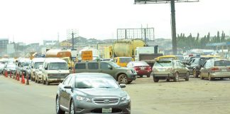 Hit-and-run driver kills two on Lagos-Ibadan Expressway