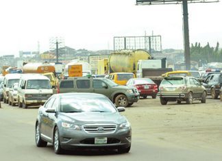 Hit-and-run driver kills two on Lagos-Ibadan Expressway