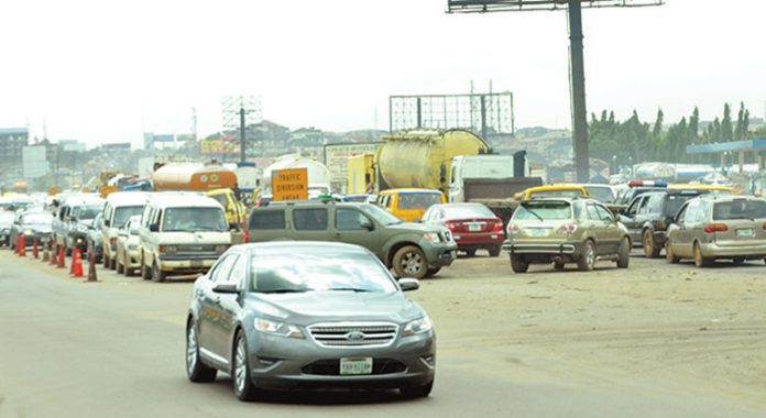 Hit-and-run driver kills two on Lagos-Ibadan Expressway