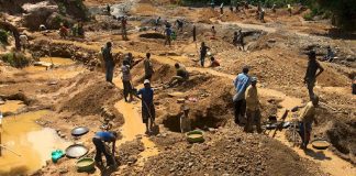 Eight Chinese, Nigerian arraigned for illegal mining