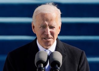 Biden introduces Zelensky as Putin at NATO ceremony