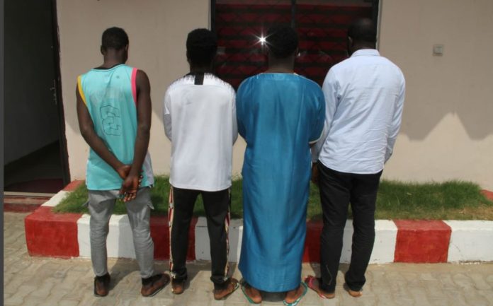 EFCC arrests Kano banker, three others for mutilating naira notes