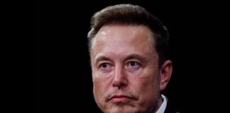 Elon Musk to move companies out of California over transgender law