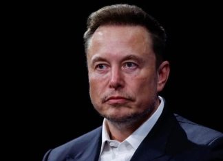 Elon Musk to move companies out of California over transgender law