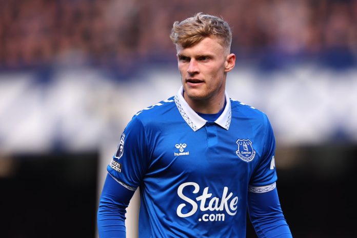 Everton's Branthwaite demands pay rise amid Man Utd interest