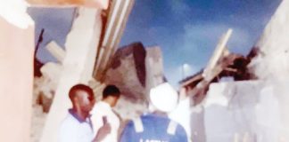 Family escapes death as building collapses in Lagos