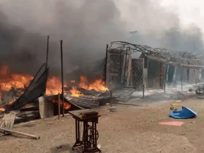 Fire razes 10 shops in Ogun market