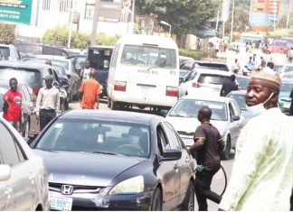 Fuel queues resurface in Abuja, Ogun, others as minister begs for calm