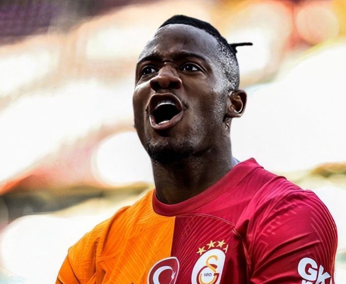 Galatasaray sign Batshuayi from Istanbul rivals