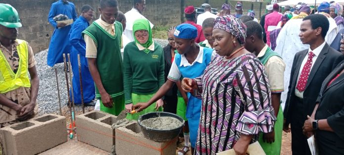 Lagos family donates hostel, calls for on-campus residence for school staff